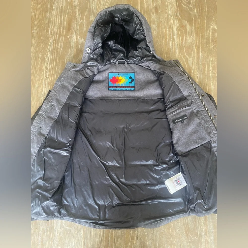 Men’s “Taylor Quilted” Moose Knuckles Winter Jacket Size Small - Picture 3 of 10